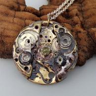 スチームパンクジュエリーハンドメイドネックレス★ペリドット正面