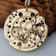 スチームパンクジュエリーハンドメイドネックレス★ペリドット裏面