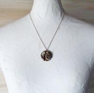 スチームパンクジュエリーハンドメイドネックレス★ペリドット着用例