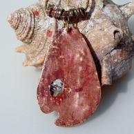 獣牙と両剣水晶スチームパンクパレットネックレス:ペンダントトップの裏面