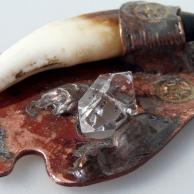 獣牙と両剣水晶スチームパンクパレットネックレス:両剣水晶拡大