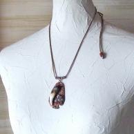 獣牙と両剣水晶スチームパンクパレットネックレス:着用例