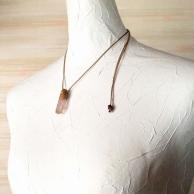 アイスクリスタル・ムーンストーンネックレス・着用例