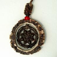 オールドコイン(600年程前)と鹿角のハンドメイドネックレス・正面