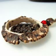 オールドコイン(600年程前)と鹿角のハンドメイドネックレス・側面