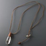 ファントム水晶とガーネット天然石ハンドメイドネックレス・正面