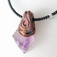 アメジストとムーンストーン・ヘマタイトのペンダントネックレス結晶原石・正面