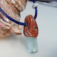 アクアマリンとペリドットペンダントネックレス・サイドより