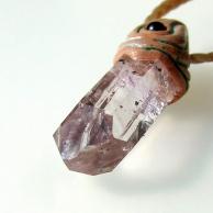 ブランドバークアメジスト(紫水晶)とガーネットハンドメイドペンダントネックレス★天然石パワーストーンアクセサリー・サイドから